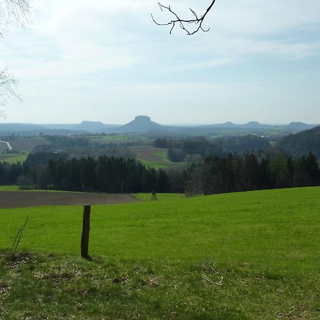 Ferienoase Lilienstein Appartement Rathmannsdorf Buitenkant foto